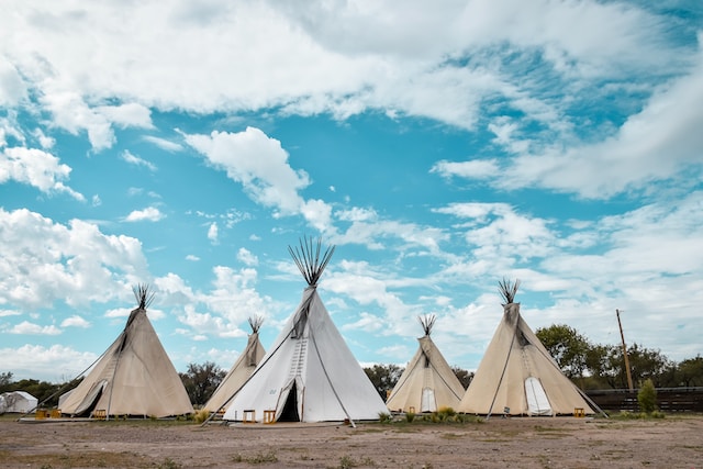 hébergement insolite tipi